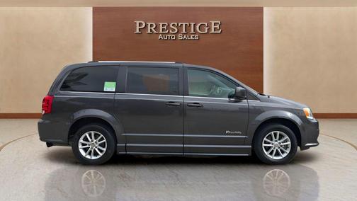 Granite Crystal Metallic Clearcoat 2020 Dodge Grand Caravan SXT
