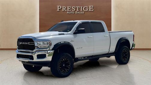 2019 RAM 2500 Big Horn Crew Cab 4x4 6'4' Box