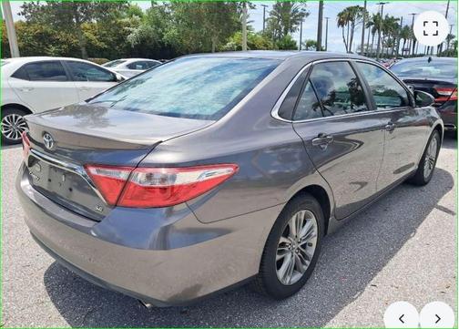 2016 Toyota Camry SE