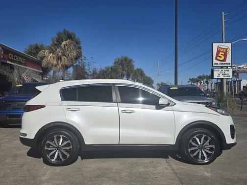 2017 Kia Sportage EX