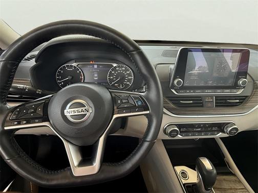2020 Nissan Altima Platinum FWD