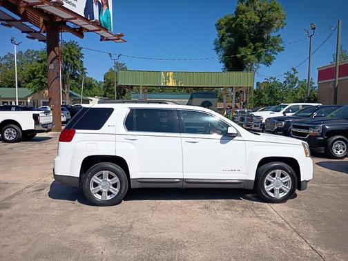 Champagne Silver Metallic 2015 GMC Terrain SLT-1