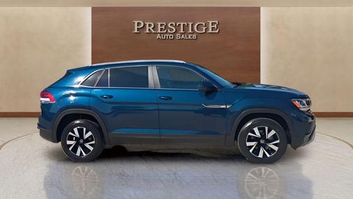 Tourmaline Blue Metallic 2021 Volkswagen Atlas Cross Sport 2.0T SE