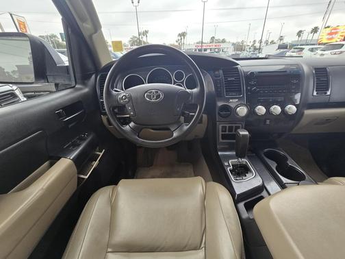 2010 Toyota Tundra Grade