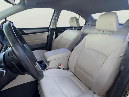 2016 Subaru Legacy Premium