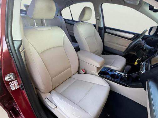 2016 Subaru Legacy Premium