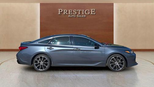 2020 Toyota Avalon Touring