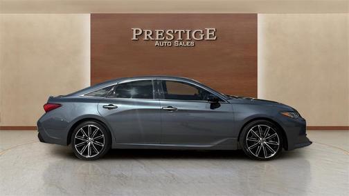 2020 Toyota Avalon Touring