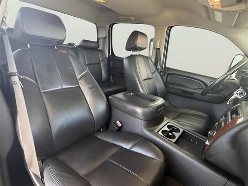 2008 Chevrolet Silverado 3500 LTZ Crew Cab