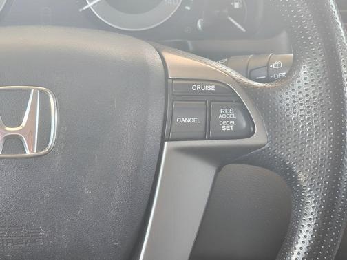 Alabaster Silver Metallic 2013 Honda Odyssey LX