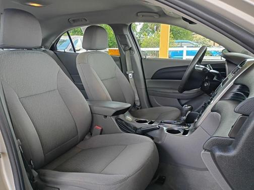 2015 Chevrolet Malibu 1LS