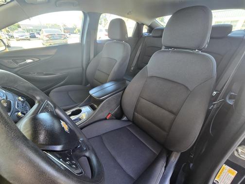 2020 Chevrolet Malibu FWD LT