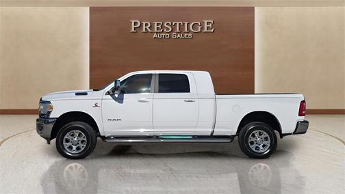 2020 RAM 2500 Laramie Mega Cab 4X4 6'4' Box