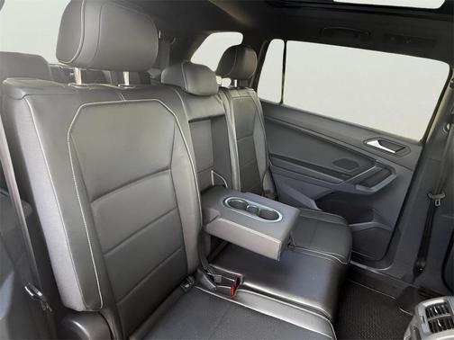 2021 Volkswagen Tiguan 2.0T SE R-Line Black