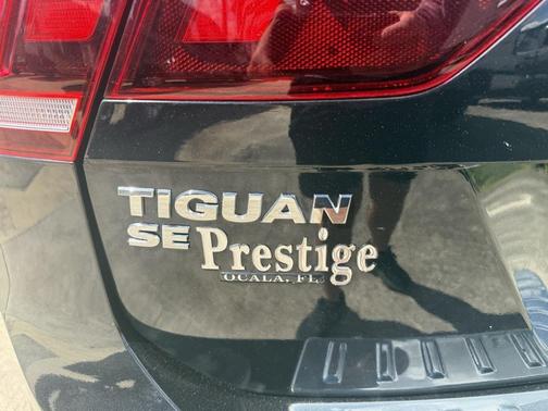 2021 Volkswagen Tiguan 2.0T SE R-Line Black