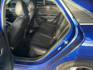 2021 Hyundai ELANTRA Limited