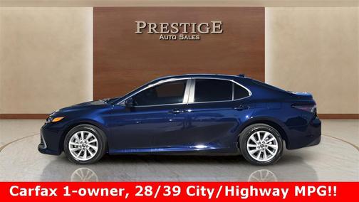 2022 Toyota Camry LE