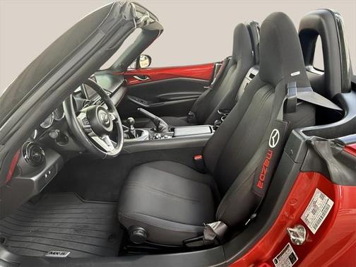 2016 Mazda MX-5 Miata Club