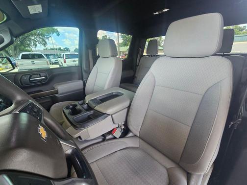 Summit White 2020 Chevrolet Silverado 1500 LT