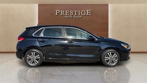 2018 Hyundai Elantra GT Base