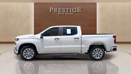 Summit White 2019 Chevrolet Silverado 1500 Custom