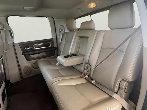 2010 Dodge Ram 2500 Laramie