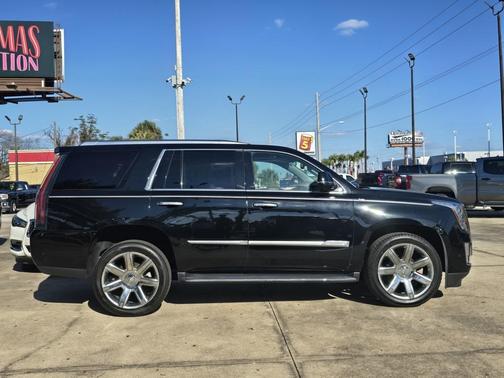 2020 Cadillac Escalade Luxury