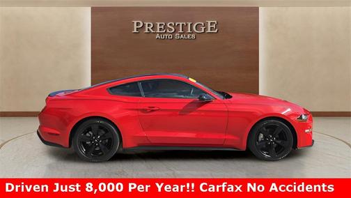 2021 Ford Mustang EcoBoost