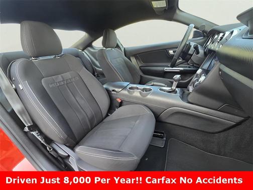 2021 Ford Mustang EcoBoost