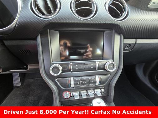 2021 Ford Mustang EcoBoost