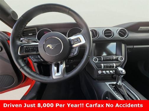 2021 Ford Mustang EcoBoost