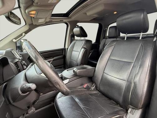 2015 Nissan Titan SL