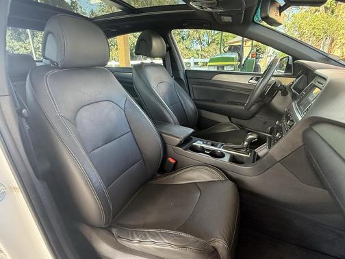 2017 Hyundai SONATA Limited 2.0T