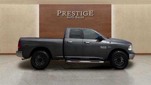 2016 RAM 1500 SLT
