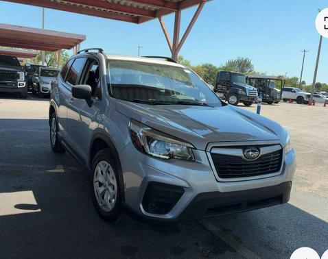 Ice Silver Metallic 2020 Subaru Forester Base