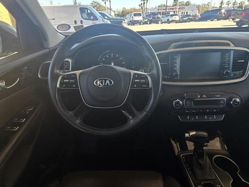 2019 Kia Sorento SX