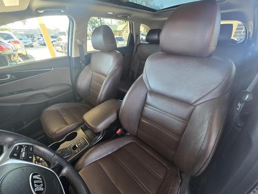 2019 Kia Sorento SX