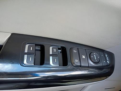 Pacific Blue 2020 Kia Sportage EX