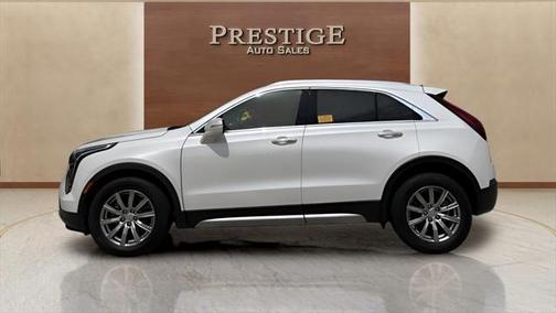2022 Cadillac XT4 Premium Luxury