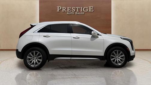 2022 Cadillac XT4 Premium Luxury