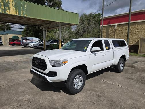 2019 Toyota Tacoma SR