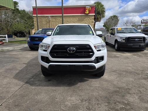 2019 Toyota Tacoma SR