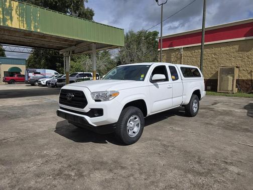2019 Toyota Tacoma SR