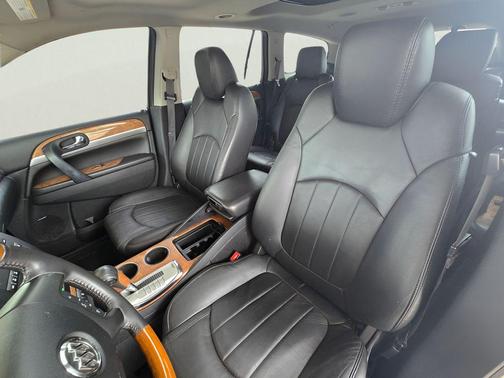 2011 Buick Enclave 2XL