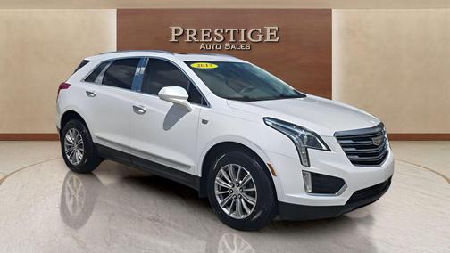 Crystal White Tricoat 2017 Cadillac XT5 Luxury