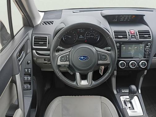 Dark Gray Metallic 2017 Subaru Forester 2.5i Limited