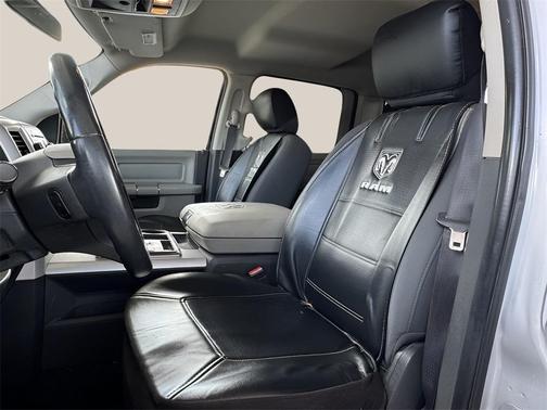 2012 RAM 1500 SLT