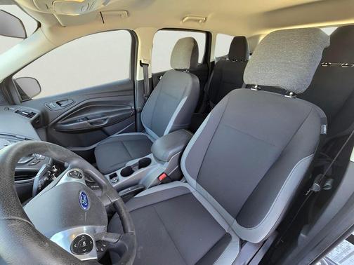 2015 Ford Escape S