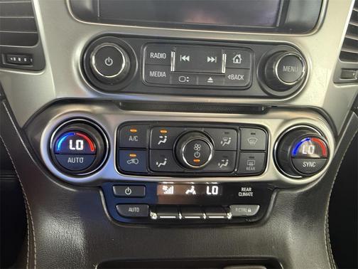 2016 Chevrolet Suburban LS