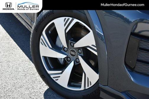 2025 Audi Q6 e-tron Premium